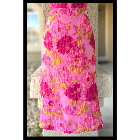 New Lulus Pink Floral Jacquard Strapless Bustier MIDI Dress Size XS - Picture 3 of 6